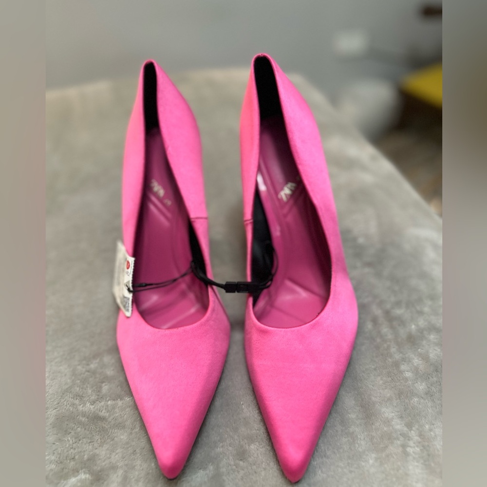 Zara Hot Pink Pointed-Toe High Heels NWOT - Picture 3 of 4
